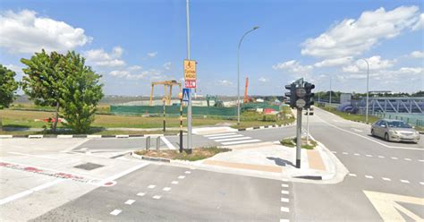 dump truck operators|Construction worker dies at Changi worksite after being run over .
